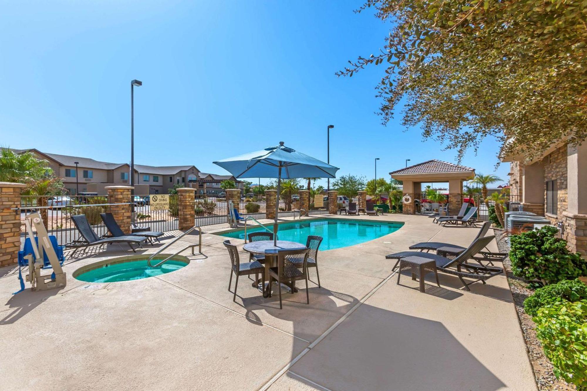 Comfort Inn And Suites Yuma I-8 Dış mekan fotoğraf