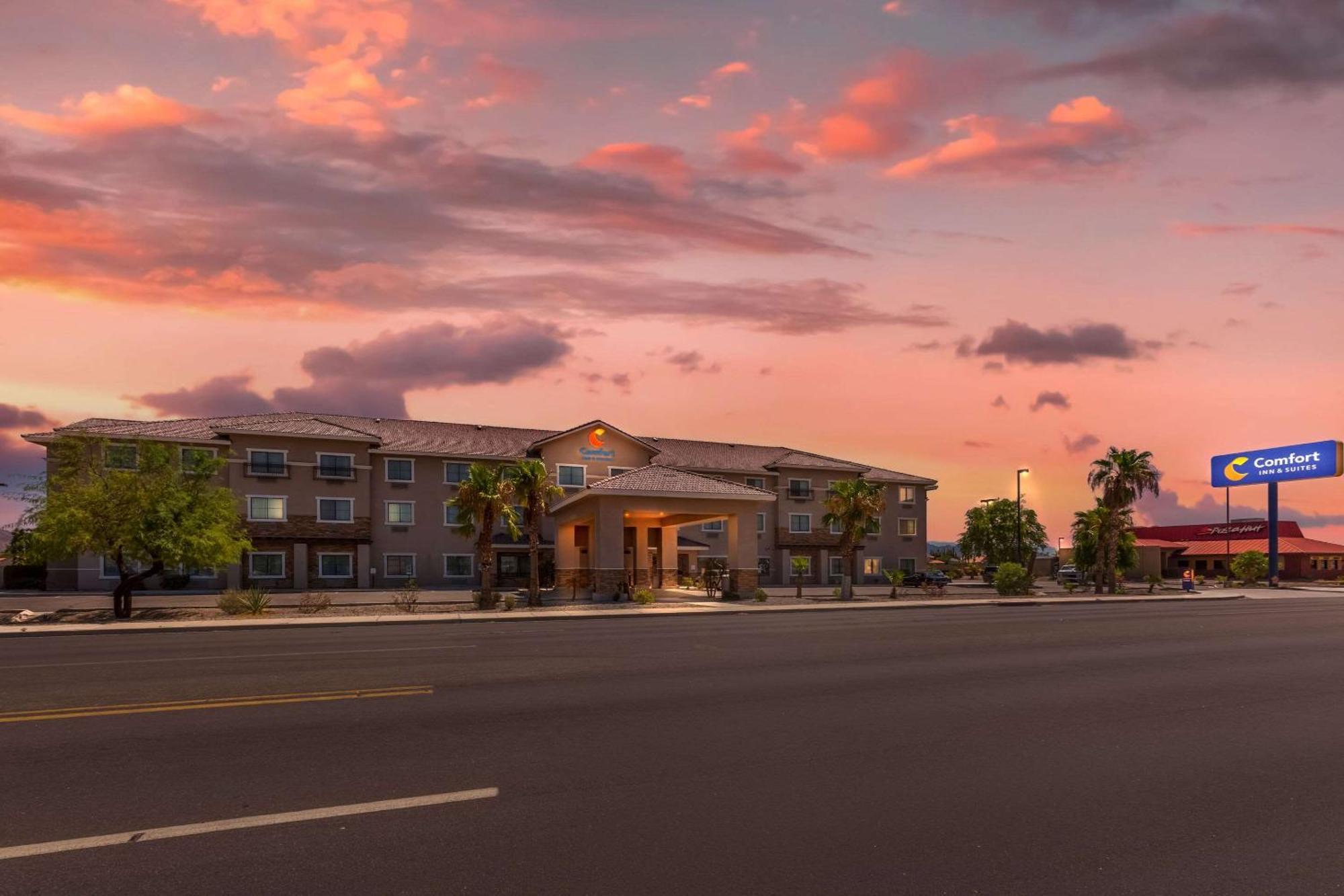 Comfort Inn And Suites Yuma I-8 Dış mekan fotoğraf